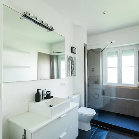 Ambassador River View Lejlighed *