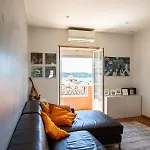 Ambassador River View Apartmán