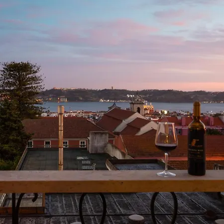 Ambassador River View Appartement Lissabon