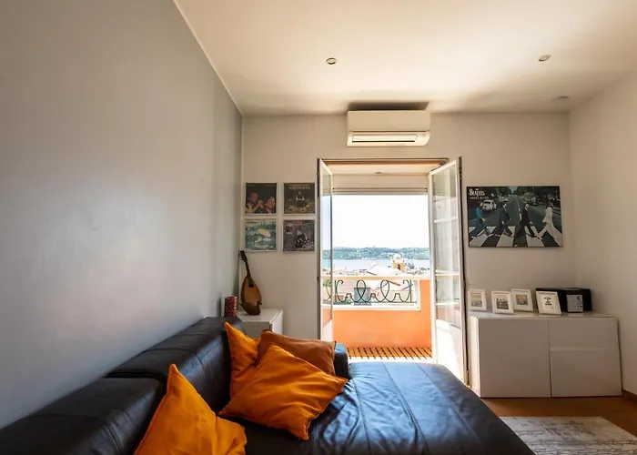 Ambassador River View Appartement Lisboa